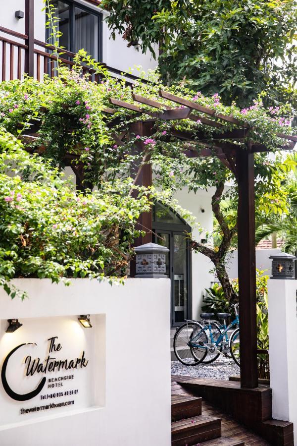 The Watermark Beachside Hotel ホイアン エクステリア 写真