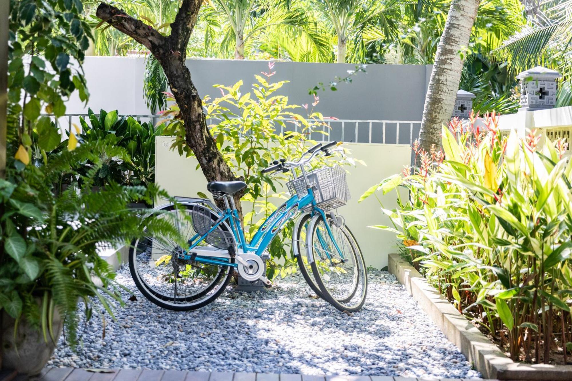 The Watermark Beachside Hotel ホイアン エクステリア 写真