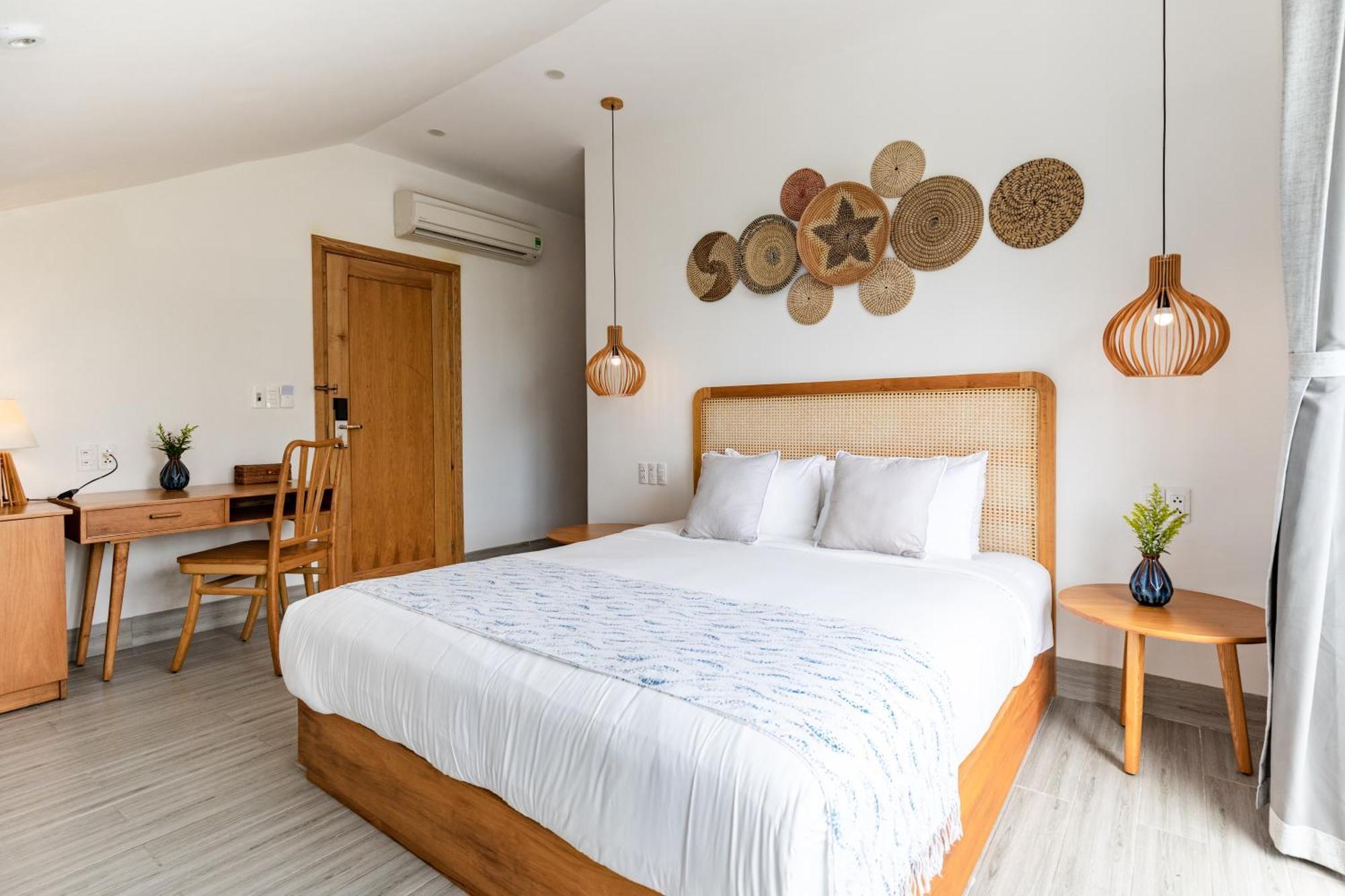The Watermark Beachside Hotel ホイアン エクステリア 写真