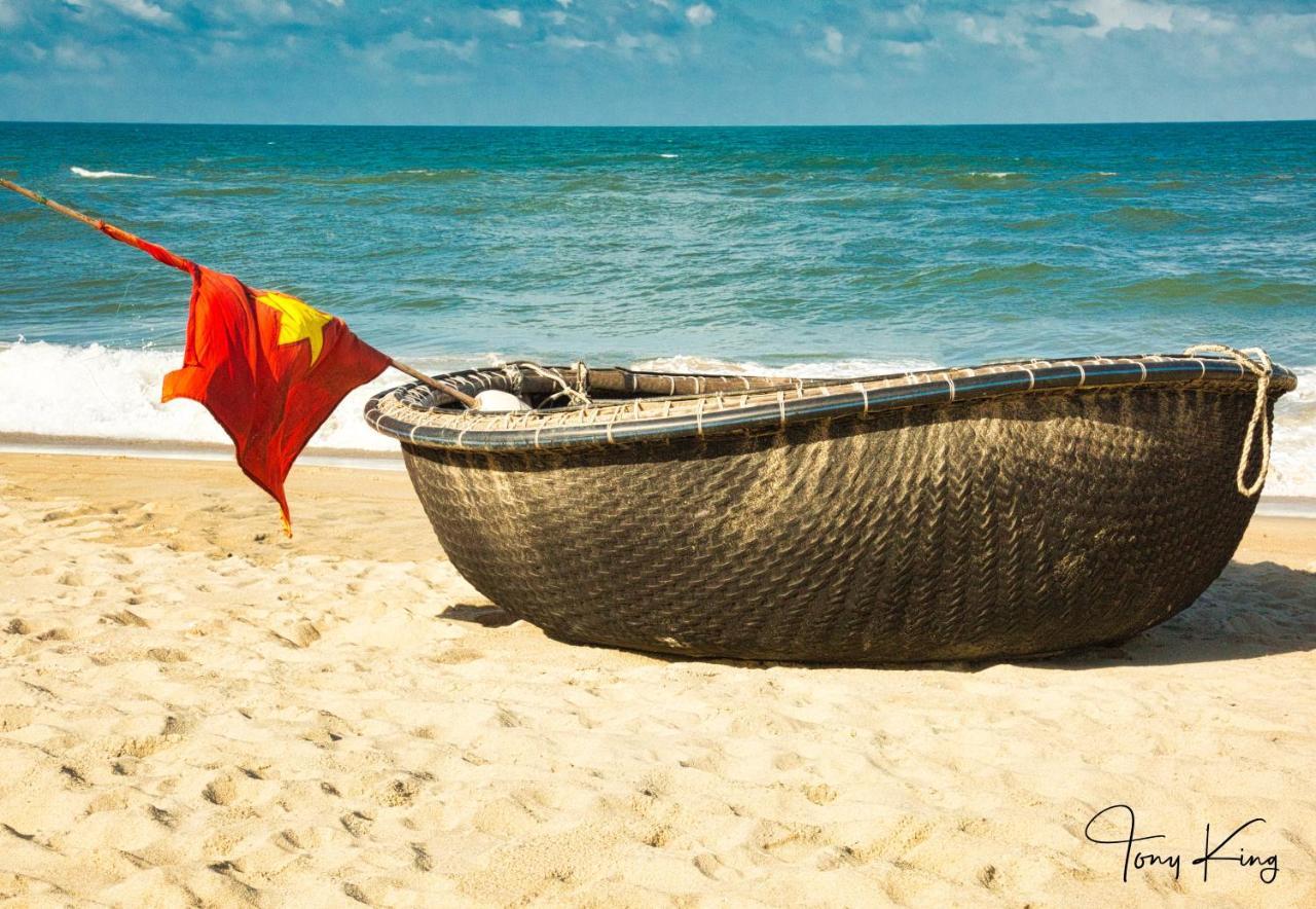The Watermark Beachside Hotel ホイアン エクステリア 写真