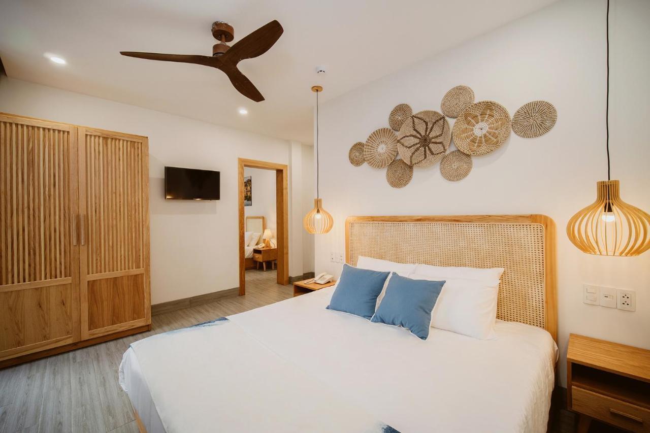 The Watermark Beachside Hotel ホイアン エクステリア 写真