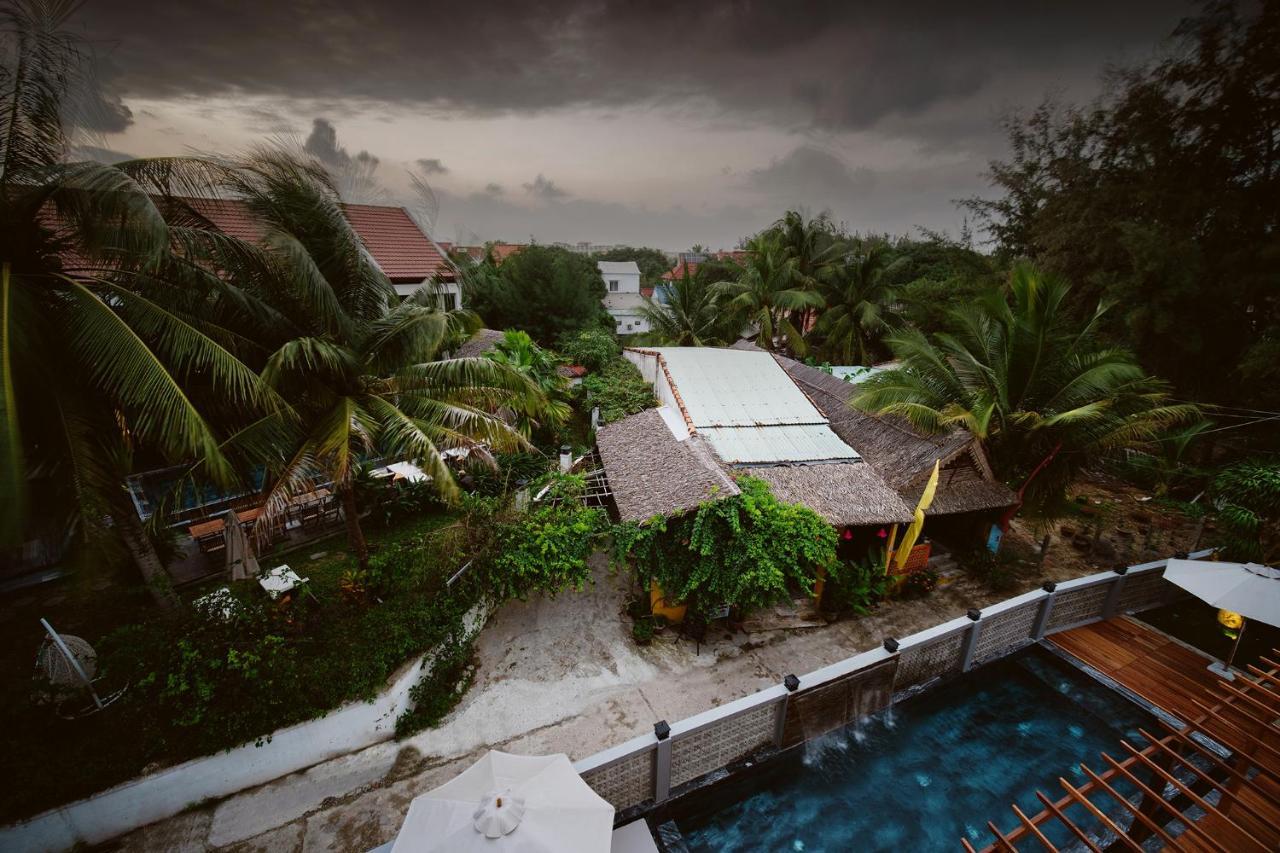 The Watermark Beachside Hotel ホイアン エクステリア 写真