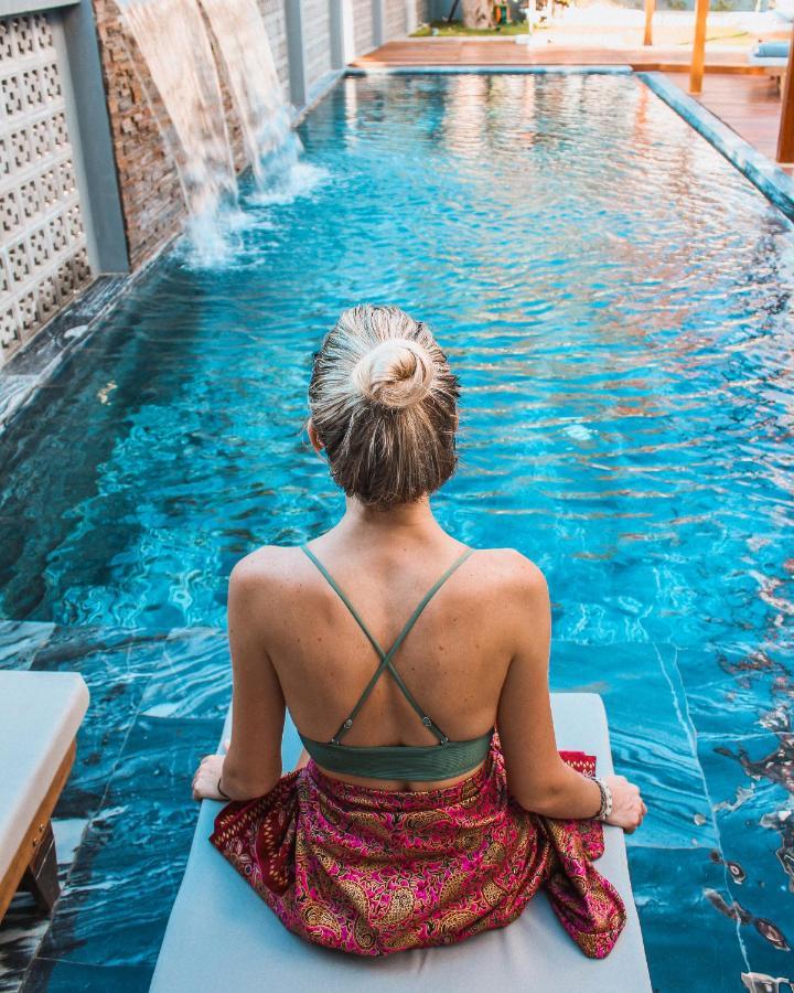The Watermark Beachside Hotel ホイアン エクステリア 写真